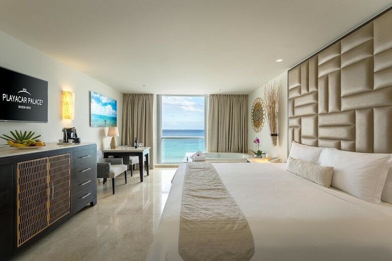 Hotel Playacar Palace