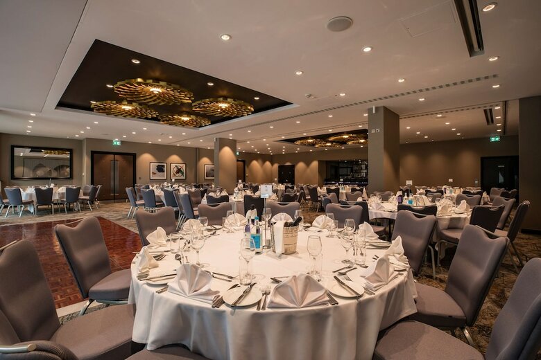 Hotel Holiday Inn Woking
