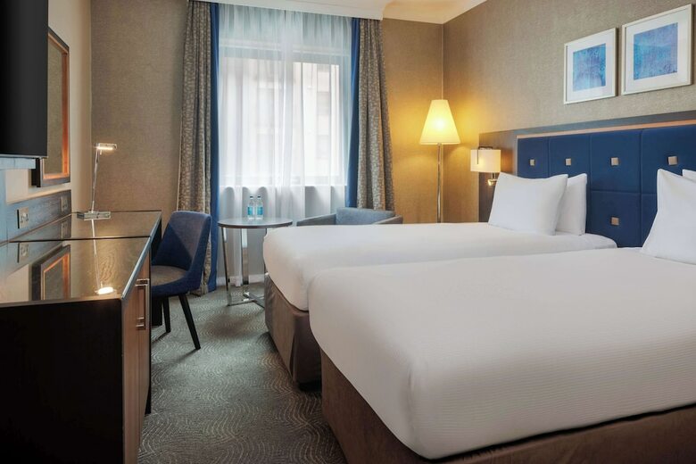 Hotel Holiday Inn Woking
