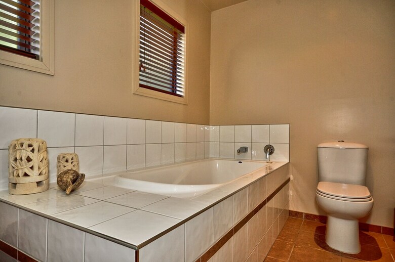 Style And Comfort On Greenstone Place ? Fernhill