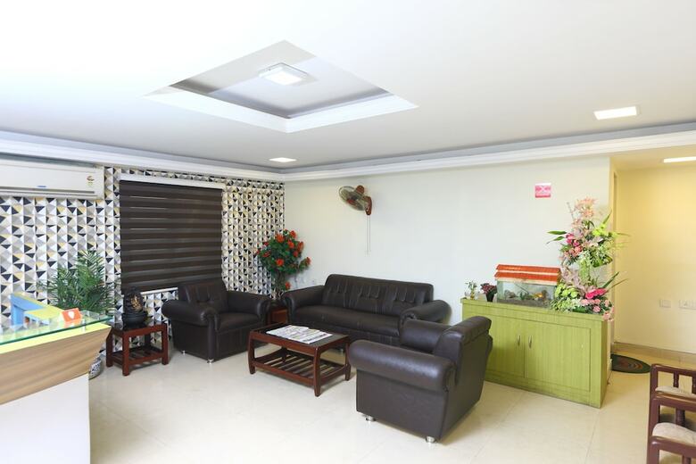 Hotel Oyo Flagship 475 North Usman Road