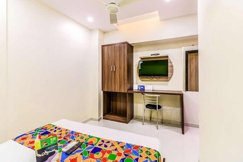 Fabhotel Hill Park Mumbai Airport