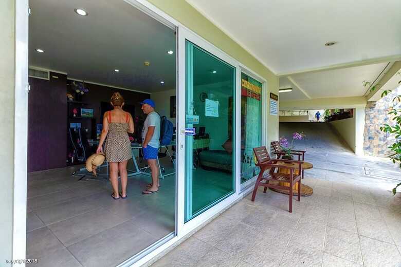 Aparthotel Karon Butterfly Residence