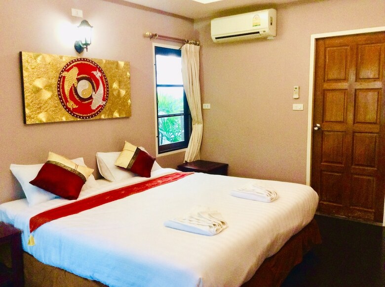 Hotel The Nine Guesthouse