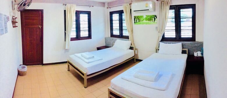 Hotel The Nine Guesthouse