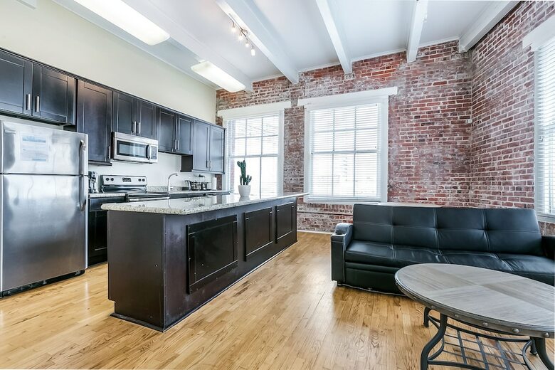 Aparthotel Gorgeous 1br's In Merchant Lofts By Hosteeva