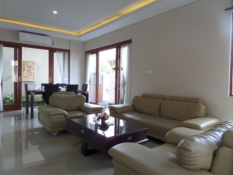 Hotel Royal Majesty Villas