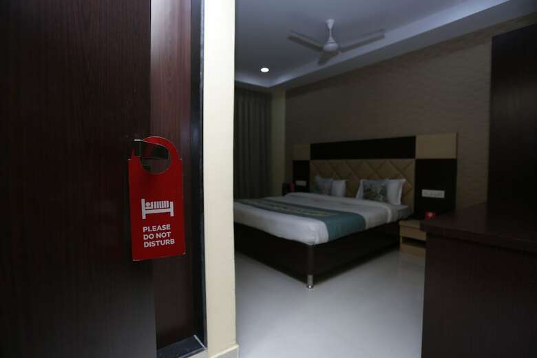 Oyo 3803 Hotel Lal Quila