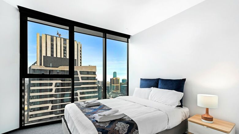 Ifsuites (Ifstays) Light House Apartment