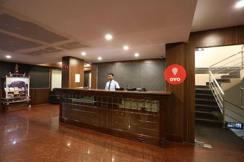 Oyo 9010 Hotel Railview