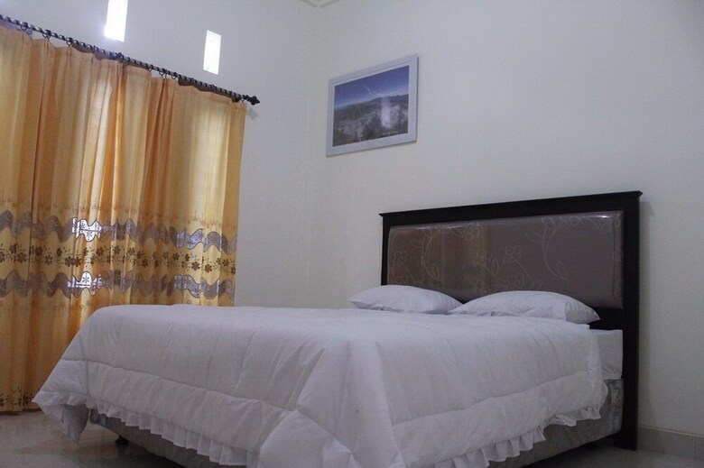 Hotel Rizky Homestay