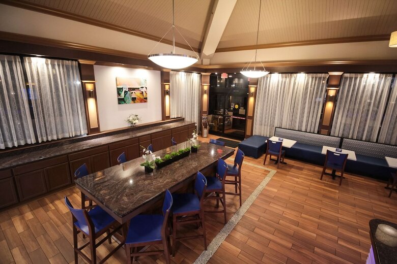 Hotel Best Western Hampton Coliseum Inn