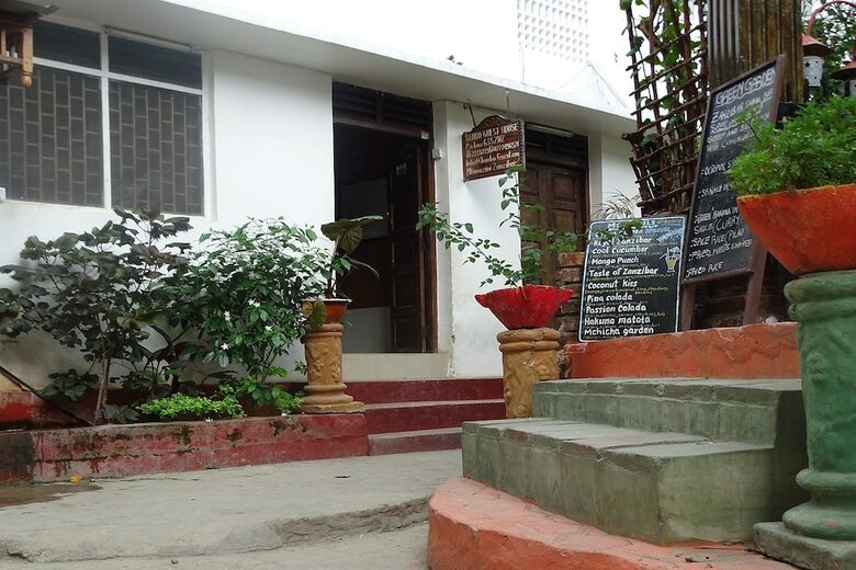 Hotel Jambo Guest House