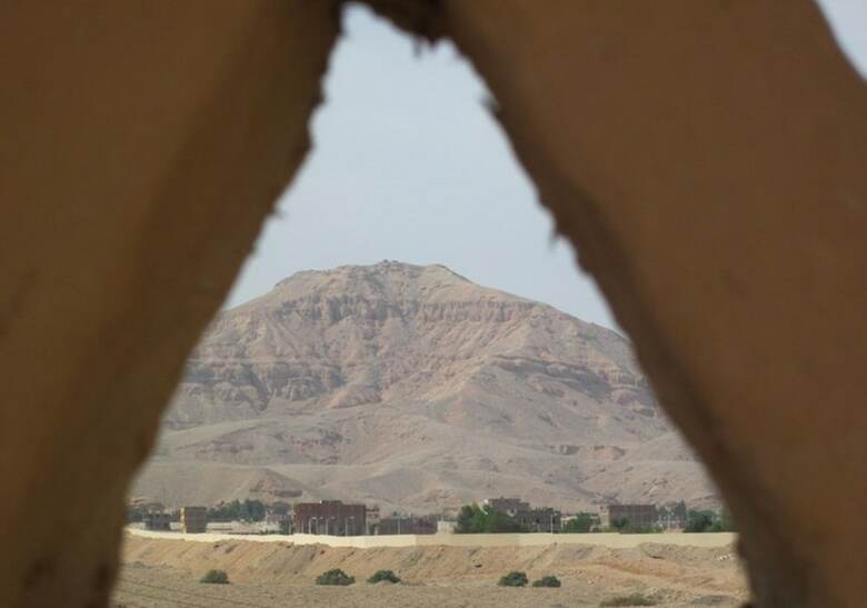 Hotel Scorpion House
