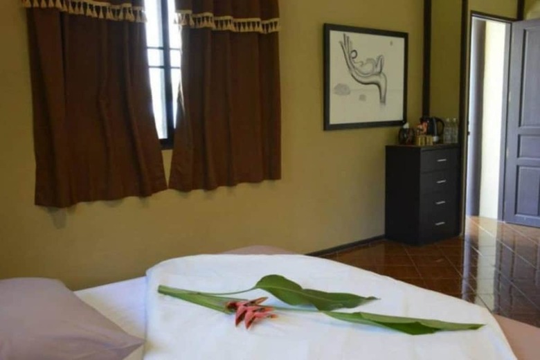 Hotel Baan Salathai Huahin