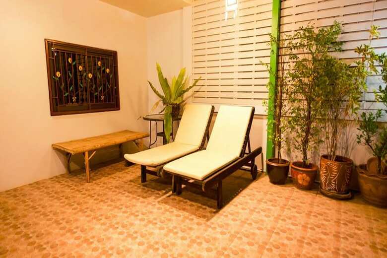 Hotel The Family Tree House