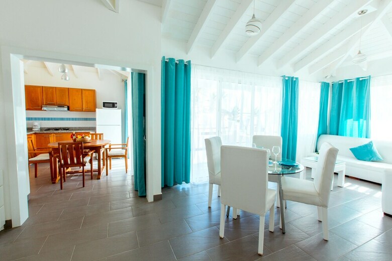 Hotel Beach Bungalows Los Corales Club & Spa