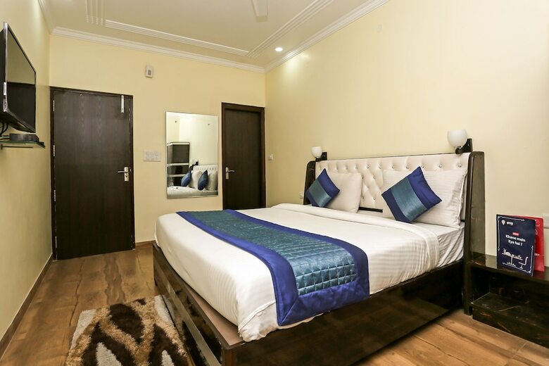 Oyo 725 Hotel Wow Inn