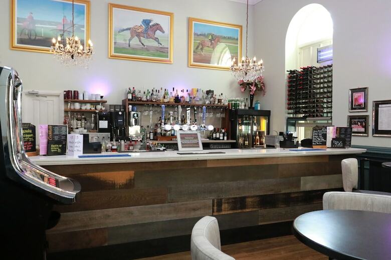 Hotel Kings Newmarket