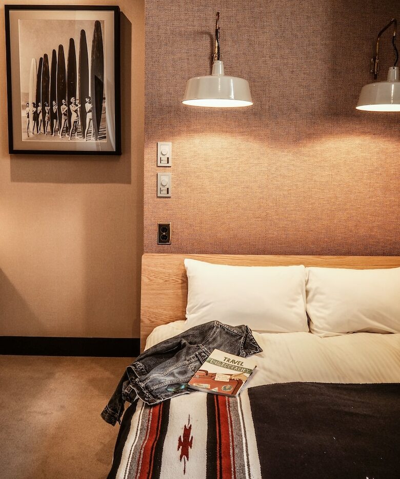 H Hotel