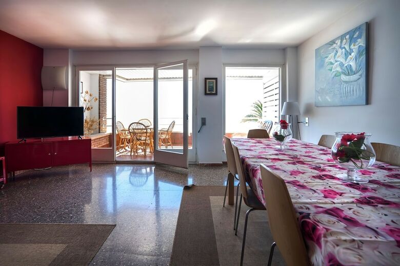 Apartamento Vivalidays Rosa Lloret