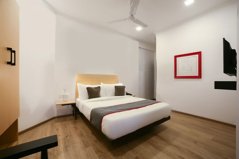 Hotel Oyo Flagship 573 Chakala Sahar Road