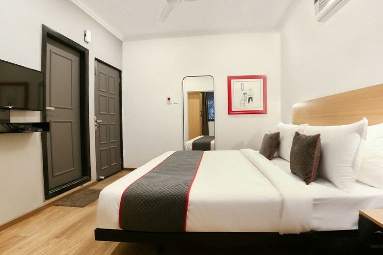 Hotel Oyo Flagship 573 Chakala Sahar Road