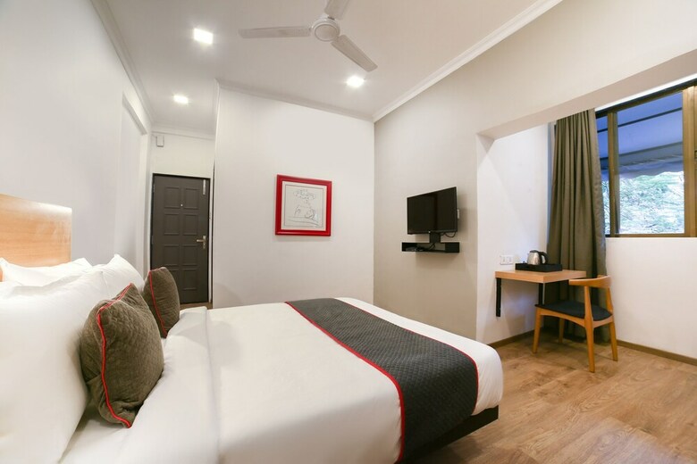 Hotel Oyo Flagship 573 Chakala Sahar Road