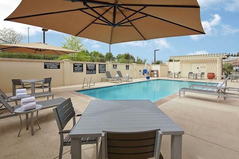 Hotel Hampton Inn & Suites Sacramento At Csus