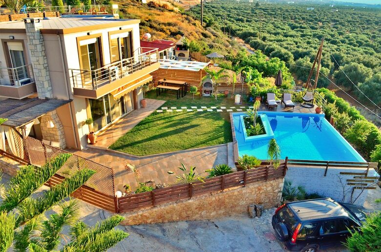 Luxury Holiday Villas Gouves