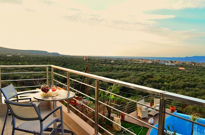 Luxury Holiday Villas Gouves