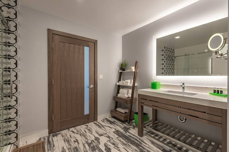 Lexen Hotel-north Hollywood Near Universal