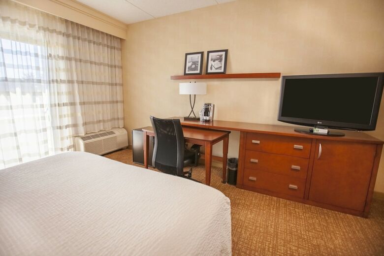 Hotel Courtyard By Marriott Chicago Highland Park/northbrook