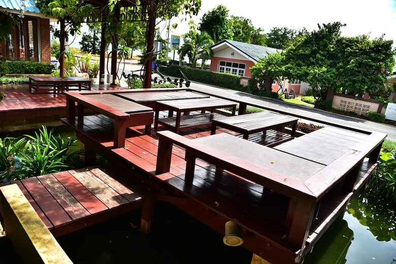 Hotel Chaan Mai Hom