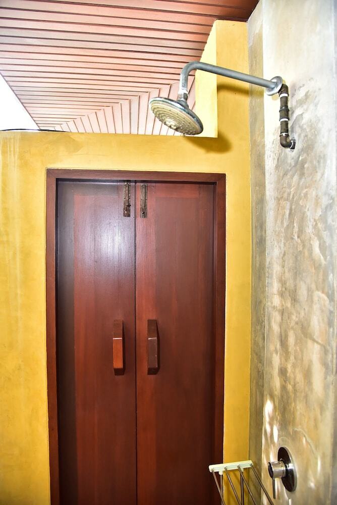Hotel Chaan Mai Hom