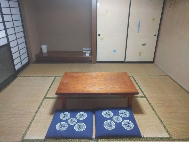 Hotel Tomo's Hut In Japanese Old Style