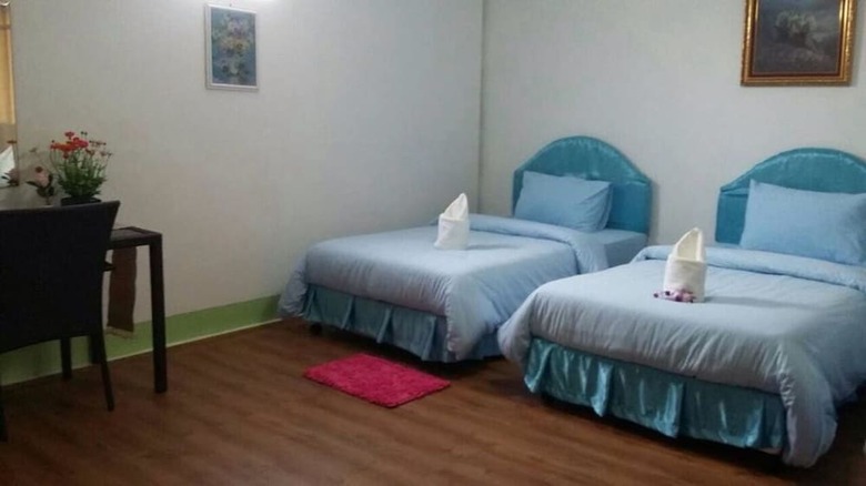 Hotel Coconut Home Resort