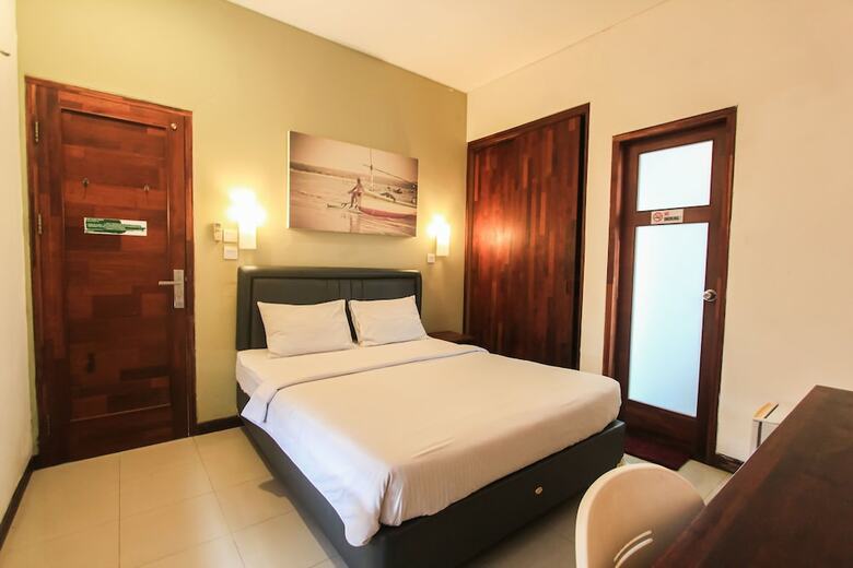 Hotel Kuta Legian Inn