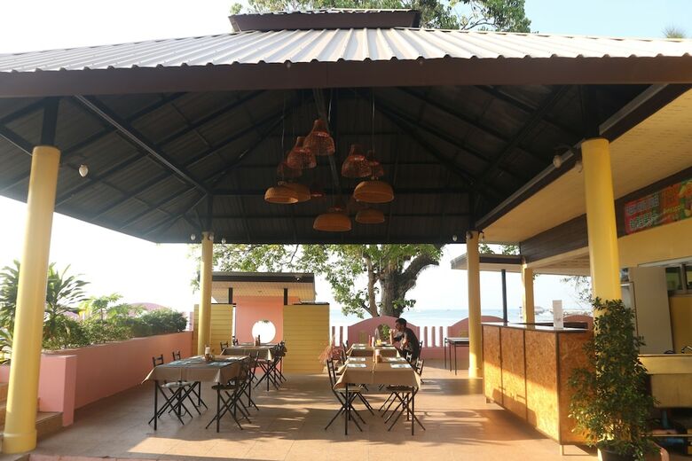 Hotel Anyavee Nam Mao Beach Resort