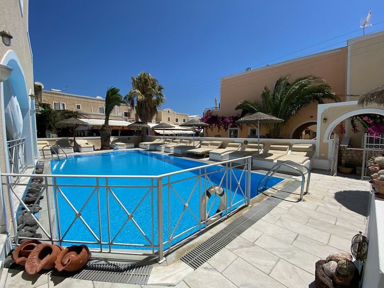 Hotel Dioskouri Art Villas
