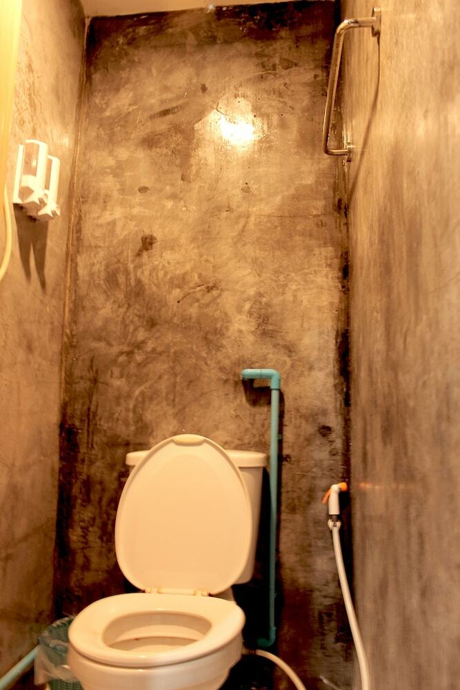 Hotel Ploynam Homestay