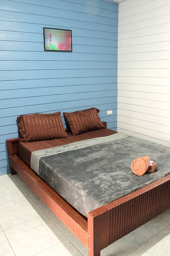 Hotel Ploynam Homestay
