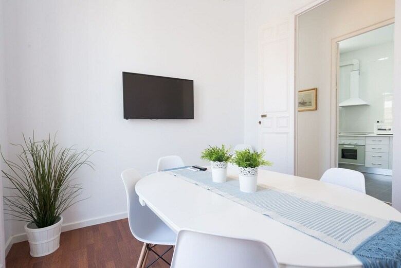 Sunny Malaga Apartments