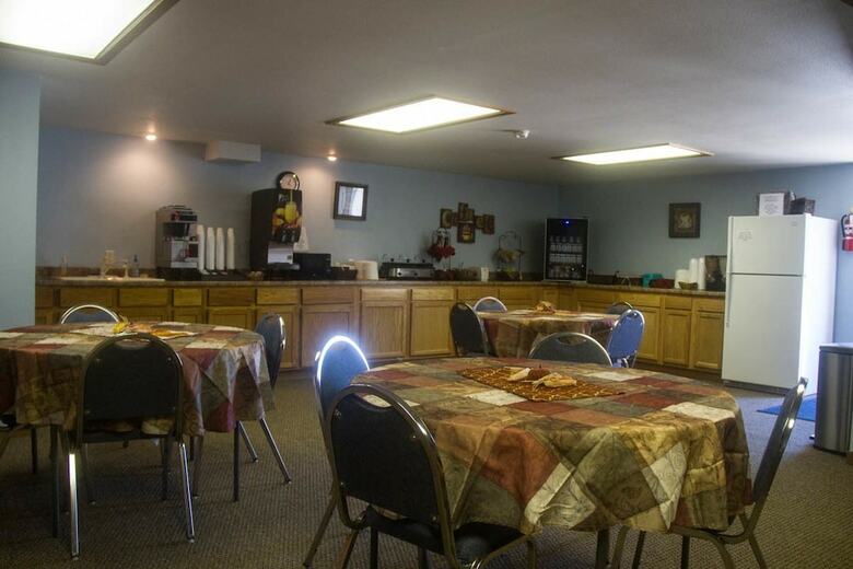 Hotel Cottonwood Inn