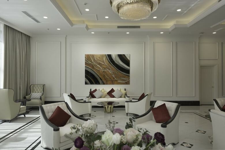 Hotel Vinpearl Condotel Empire Nha Trang