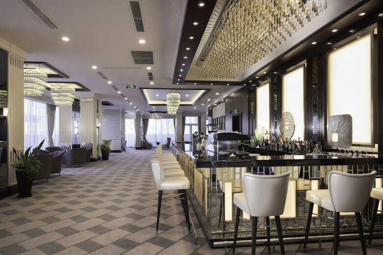 Hotel Vinpearl Condotel Empire Nha Trang