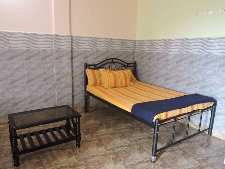 Hotel Monica Guest House