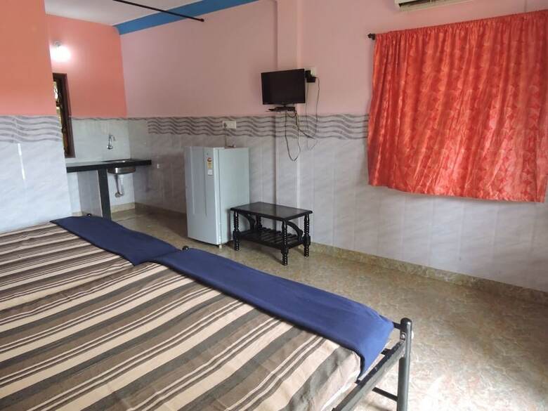 Hotel Monica Guest House
