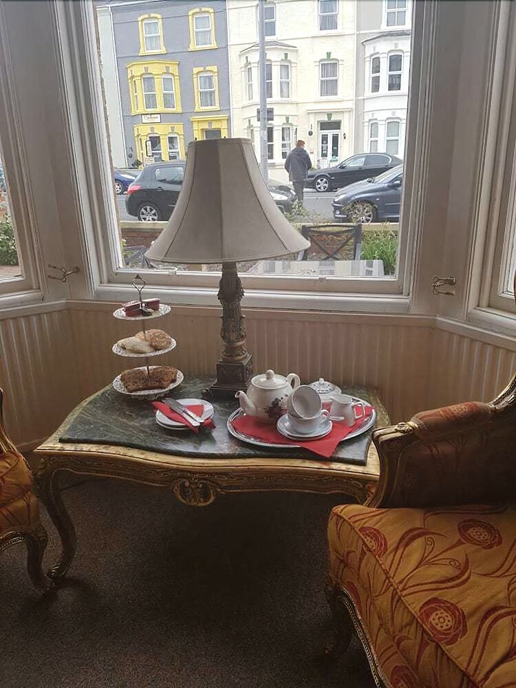Bed & Breakfast Plas Llwyd Guest House