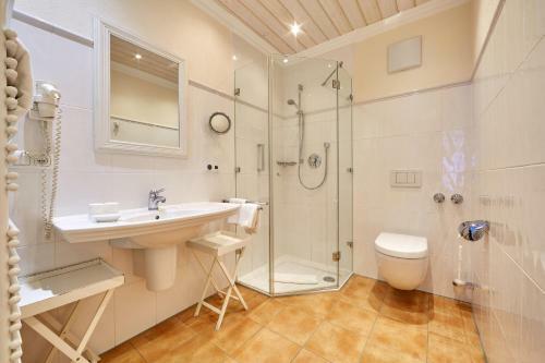 Hostal Hotel F�hrenhof Garni